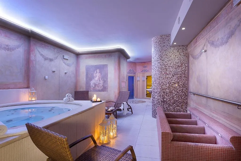 Gallery Room Verona 2*,  İtalya