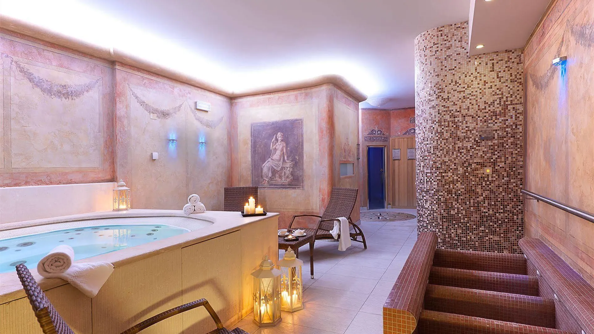 Gallery Room Verona 2*,  İtalya