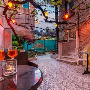 Casa Boccassini , Venetië Italië