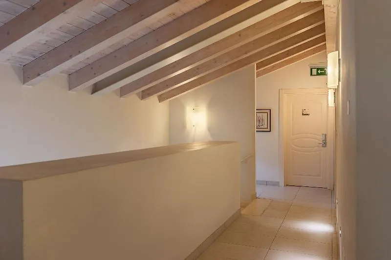 Gallery Room Verona