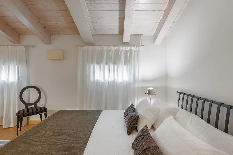 Gallery Room Verona Italien